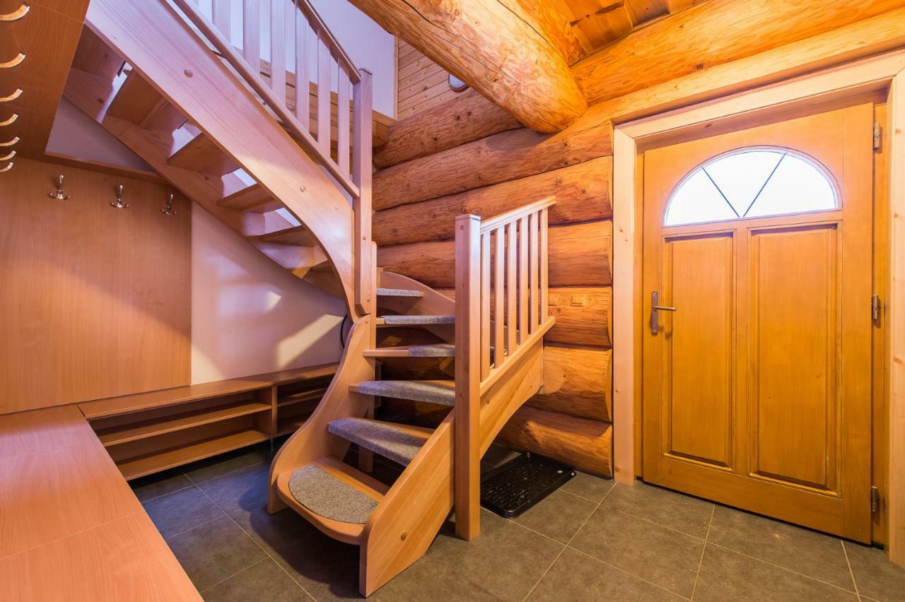 Zrub pod Kriváňom Liptovská Kokava Esterno foto