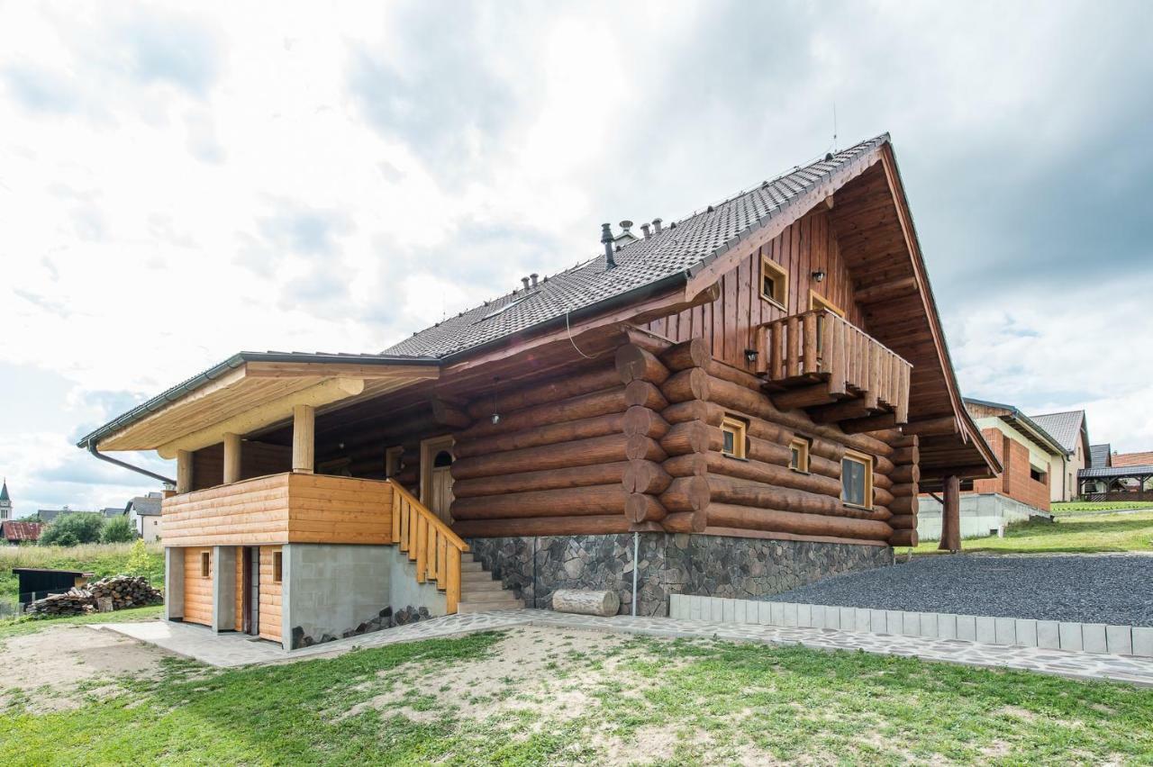 Zrub pod Kriváňom Liptovská Kokava Esterno foto